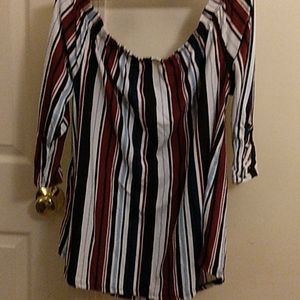 No boundries extra large stretch t-shirts